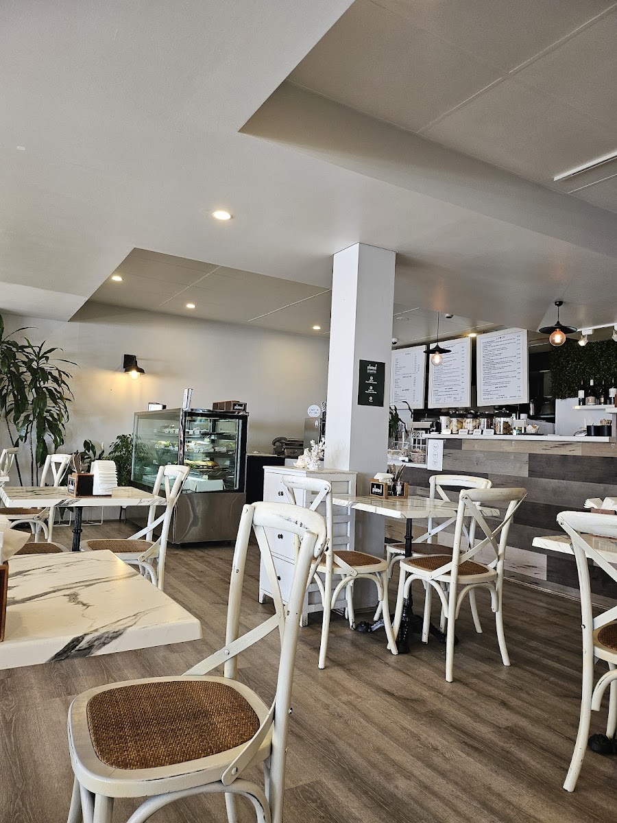 Plated Cafe | Restaurant | Bar photo 2